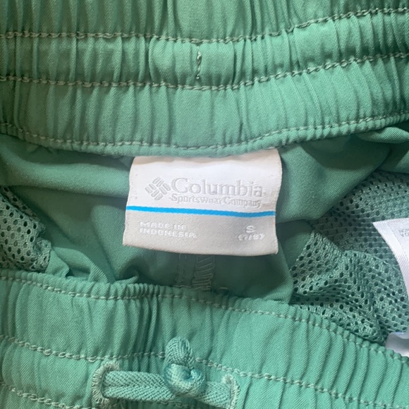 Kids Columbia Athletic Shorts - Picture 5 of 7